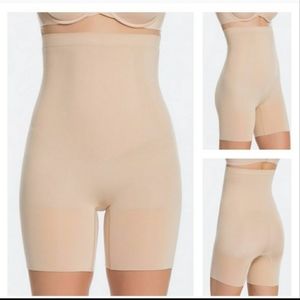 SPANX Oncore High-Waisted Mid-Thigh Short